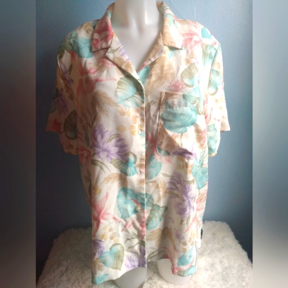 NWOT Alfred Dunner woman's size 18 tropical polo shirt